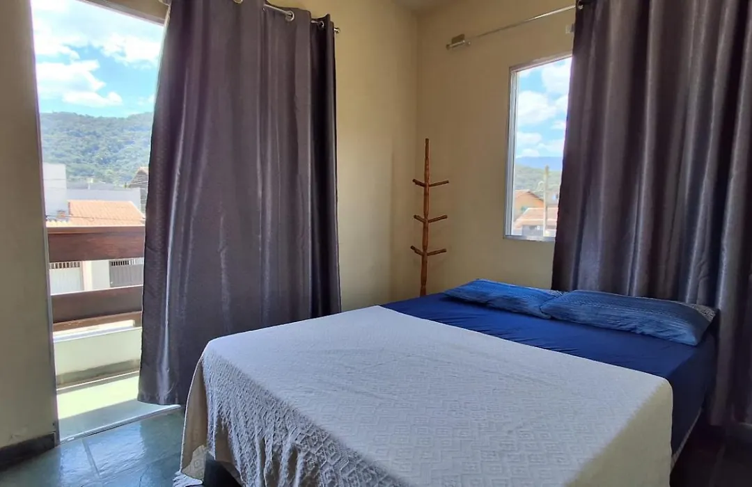 Apto Arejado em Ubatuba Próximo a Praia-1